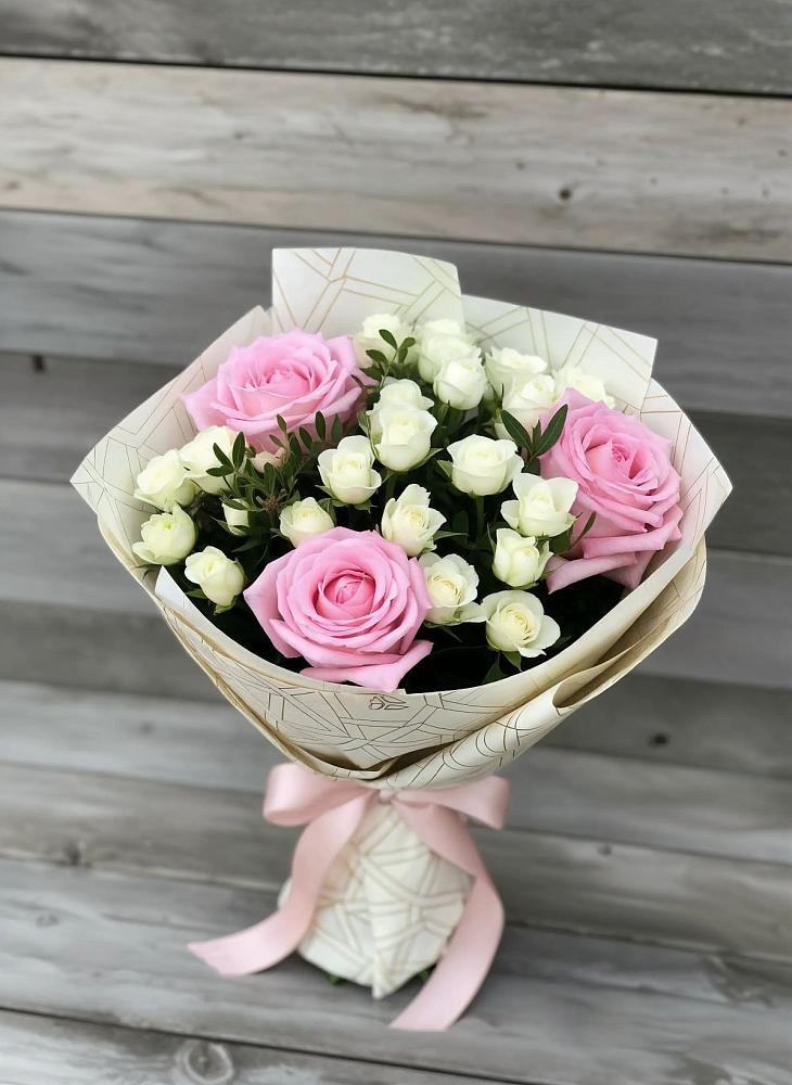 Букет цветов из: Розы в Иссе