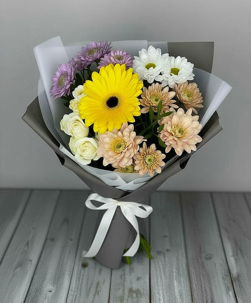 Букет цветов из: Розы, Герберы и Хризантемы в Иссе