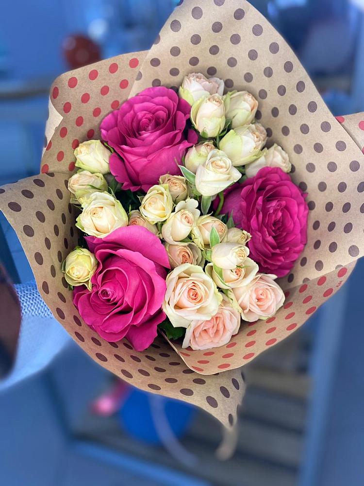 Букет цветов из: Розы в Иссе