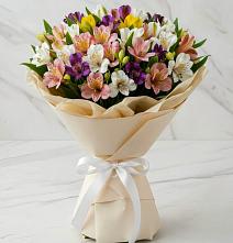 Букет цветов из:  Альстромерии в Иссе