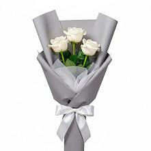 Букет 3 белые розы в Иссе