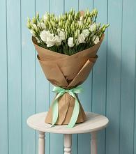 Букет цветов из:  Лизиантусы в Иссе