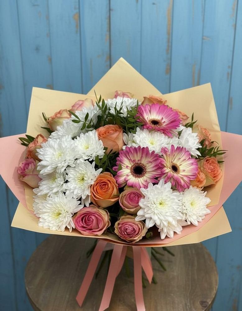 Букет цветов из: Розы, Герберы и Хризантемы в Иссе