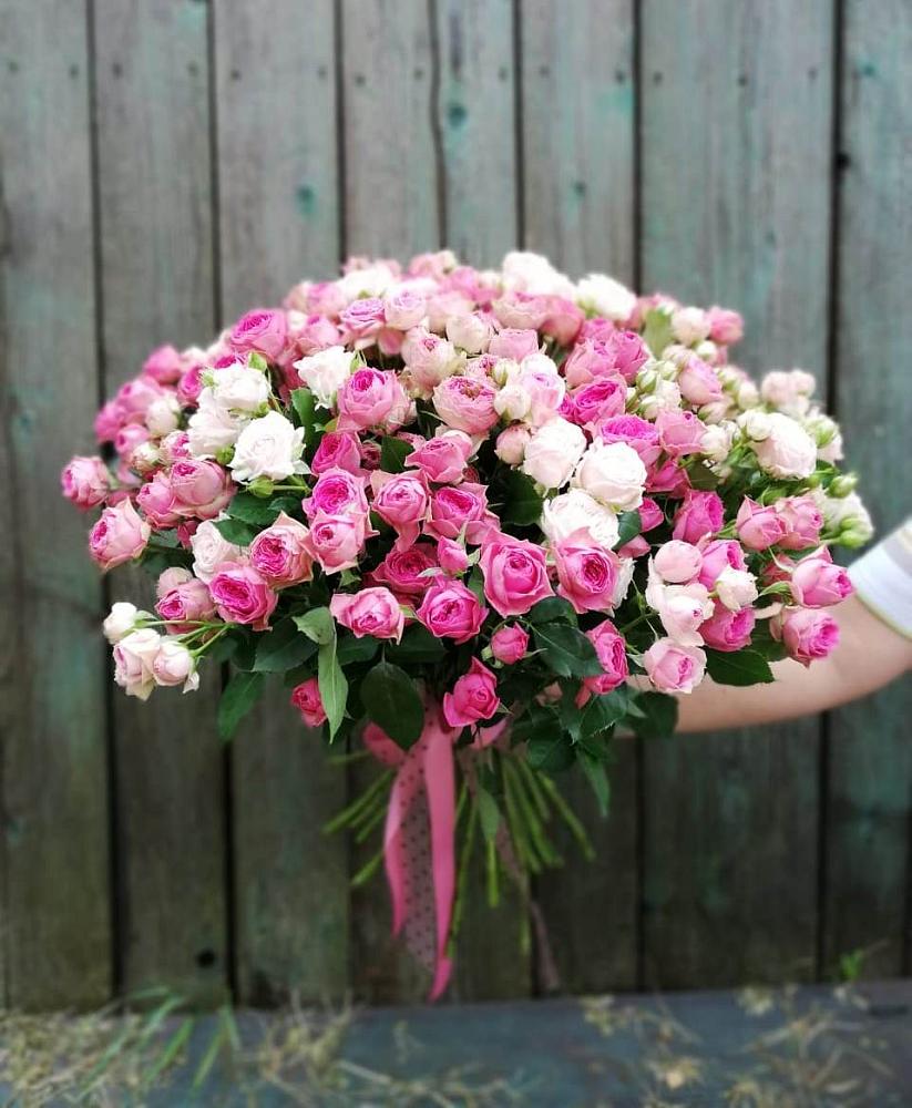 Букет Розовые кустовые розы Натали и Лав Лидия в Иссе