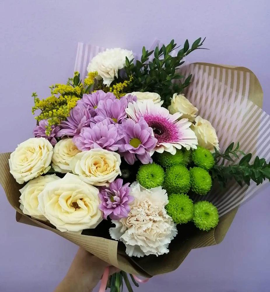 Букет цветов из: Хризантемы, Розы, Гвоздики и Герберы в Иссе