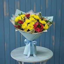 Букет цветов из:  Альстромерии и Хризантемы в Иссе