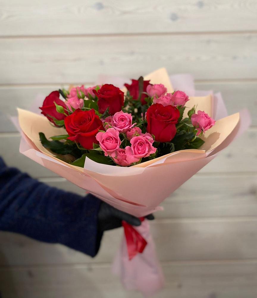 Букет цветов из: Розы в Иссе