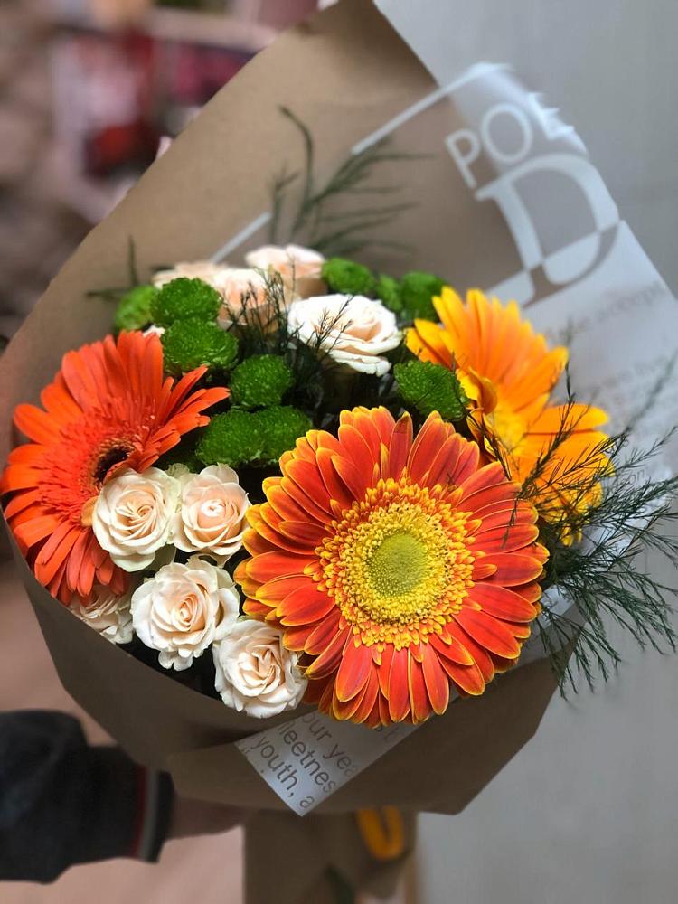 Букет цветов из: Герберы, Хризантемы и Розы в Иссе