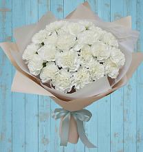 Букет цветов из:  Гвоздики в Иссе